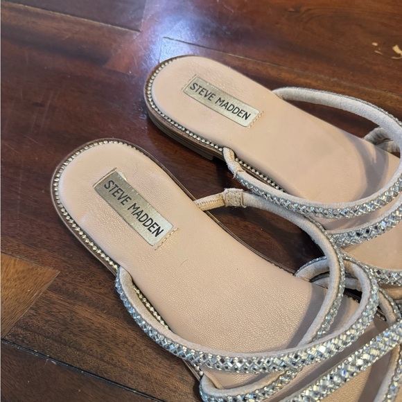 Steve Madden Silver and Tan Strappy Sandals - Picture 2 of 3